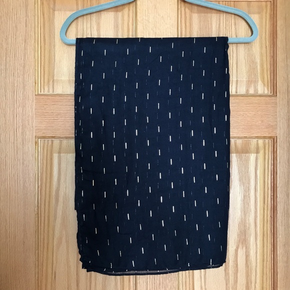 Navy and Gold Scarf - Picture 3 of 3